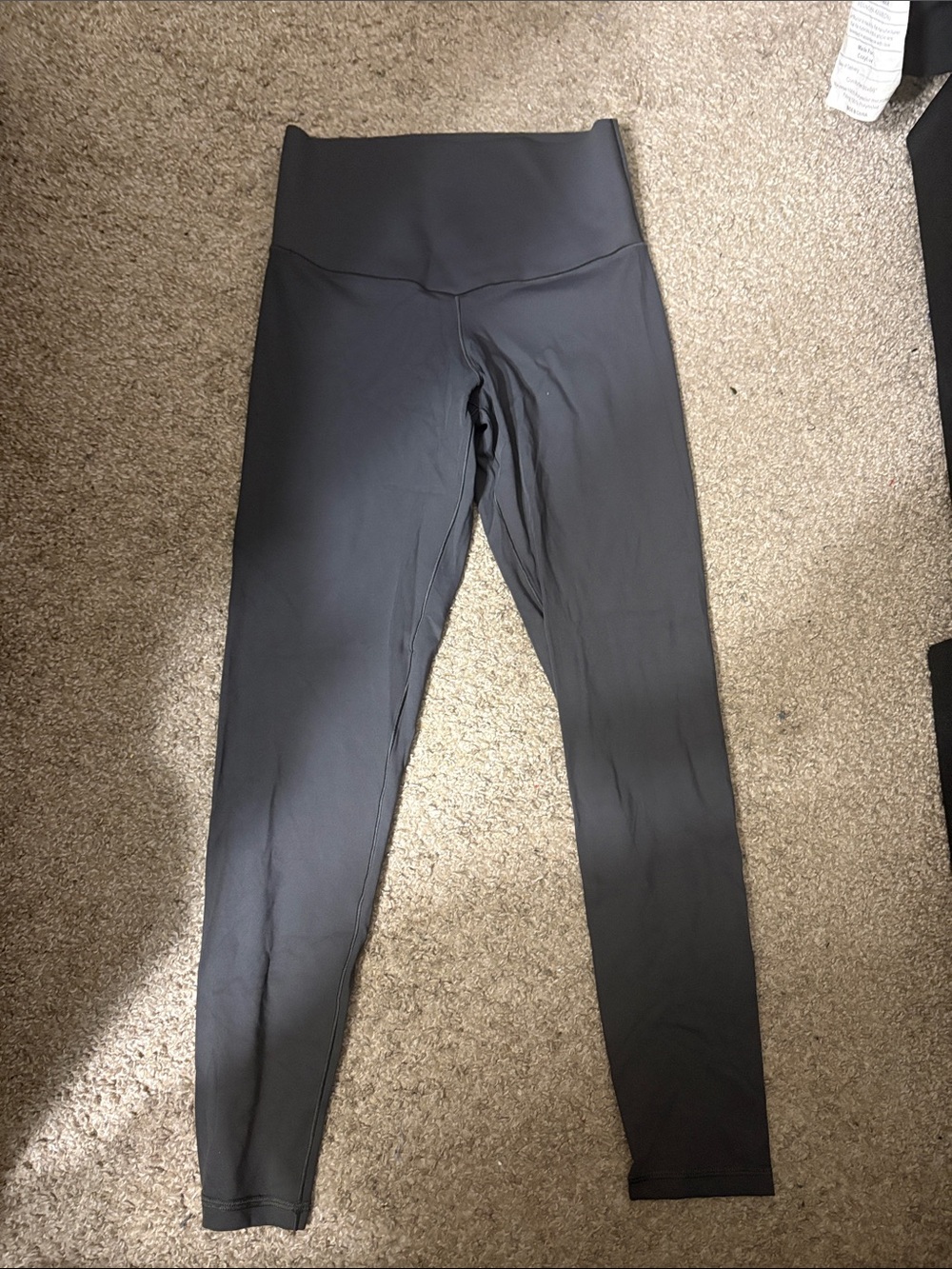 NWOT Offline by Aerie Grey Real Me Xtra 7/8 Legging Size Medium